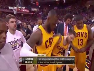 Lebron james toevallig shows snavel op tv